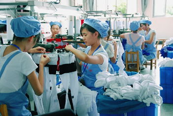 京喜12.12升級社交新玩法 低價推出50萬款工廠造好貨，助力裝潢裝飾工程